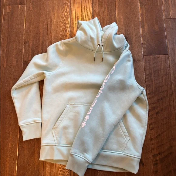 Ladies Carhartt Hooded Sweatbshirt - Picture 2 of 4